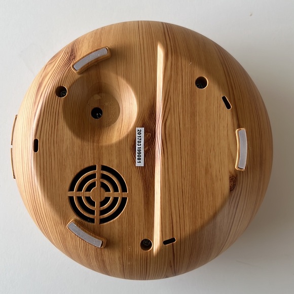 J-Tech Essential Oil Diffuser - Picture 3 of 8